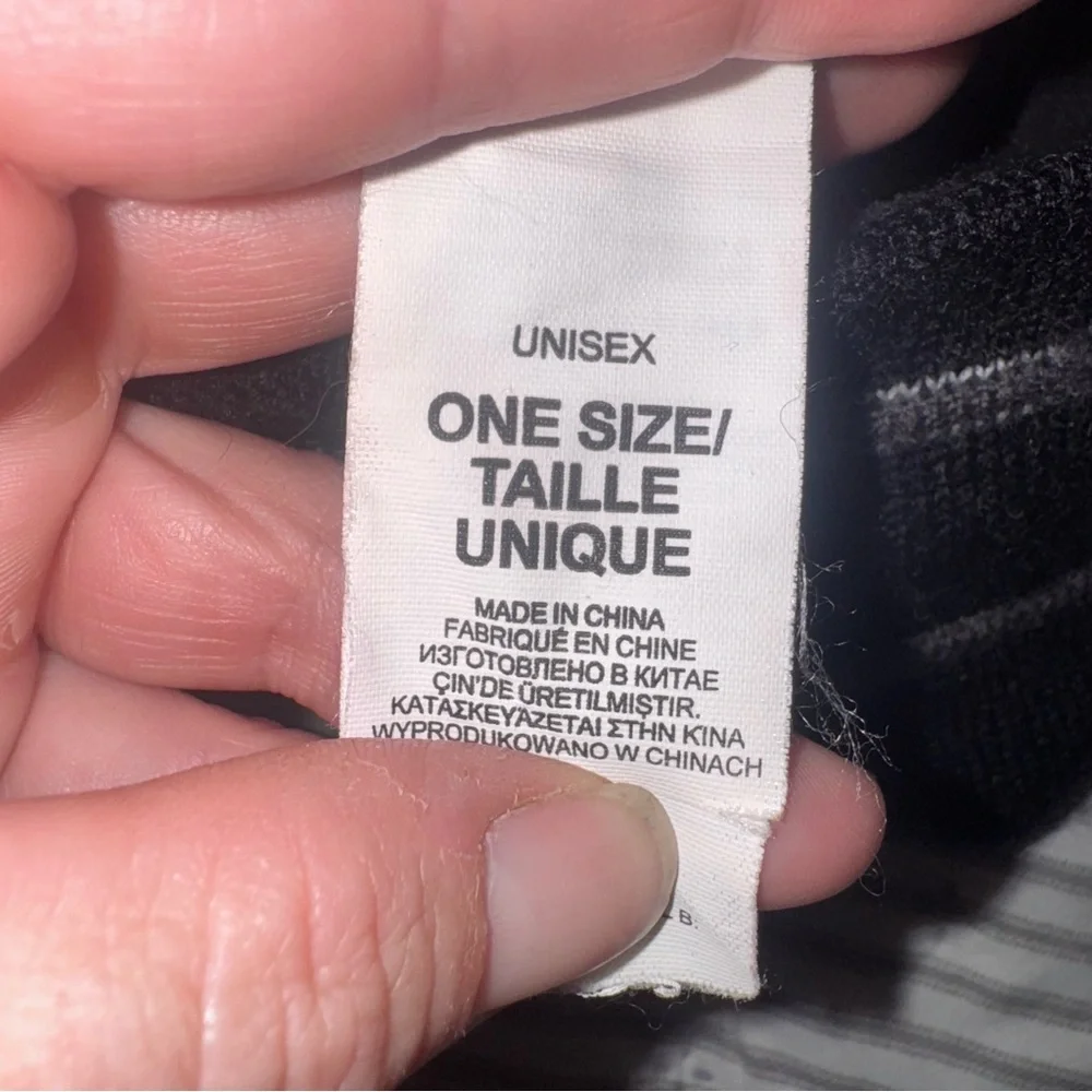 The North Face‎ Black Knit Beanie with Gray Stripes merino blend